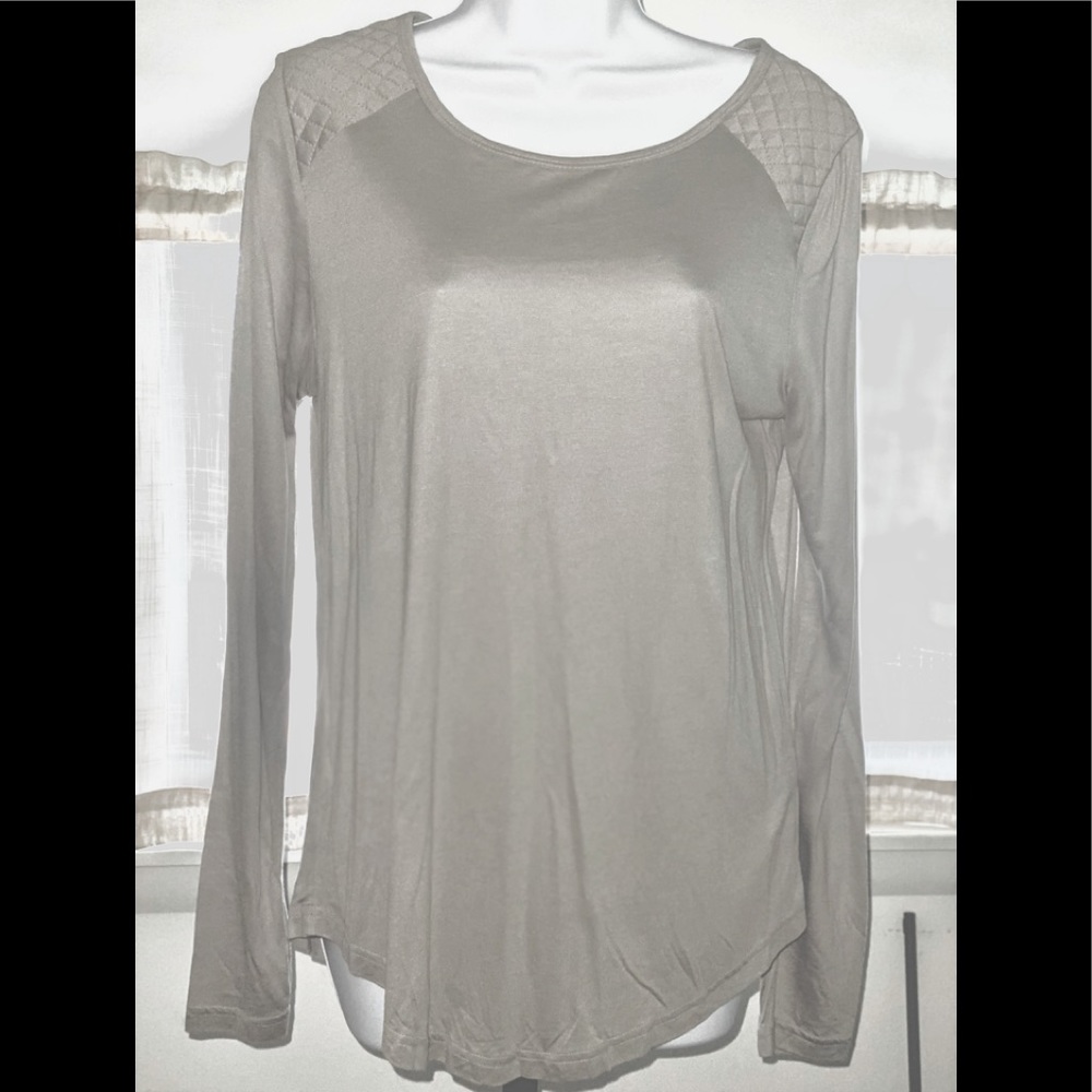 NWT, Banana Republic Taupe Lightweight Top